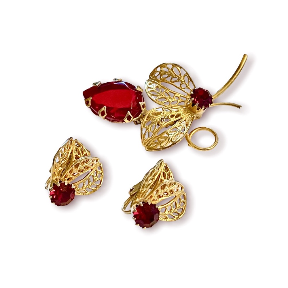 Vintage unsigned Demi parure Brooch Earrings